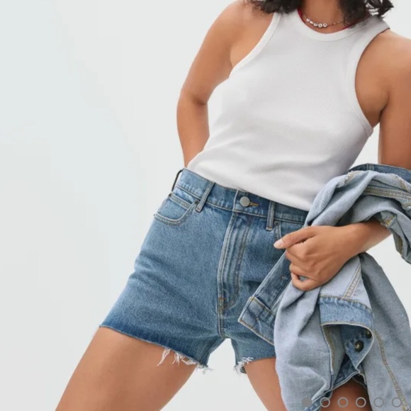 EUC Everlane Way High Denim Short — size 29 - Picture 2 of 4